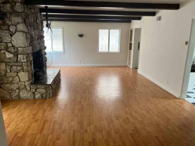 Main picture of 11942 Gorham Ave