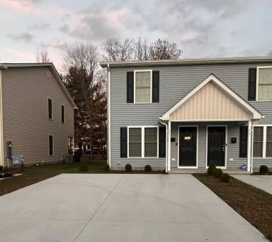 Main picture of 45 Meadow Wood Lane - 1