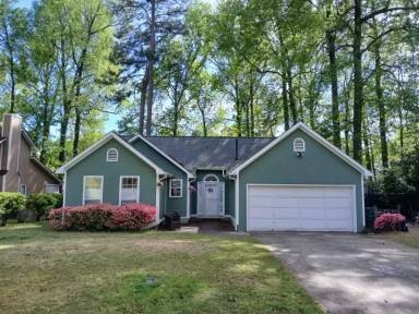 Main picture of 729 Cherry Dr