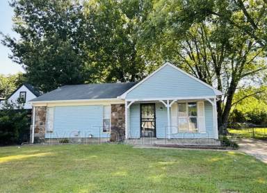 Main picture of 3660 Dagmar St