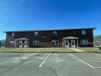 Main picture of 67 Hinkley Dr