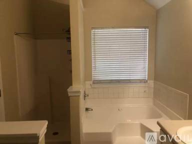 Main picture of 195 Hazelhurst Dr