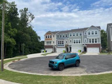 Main picture of 2824 Saltaire Ave