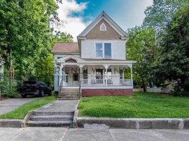 Main picture of 706 Walker Ave
