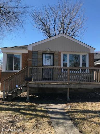 Main picture of 14244 Woodlawn Ave