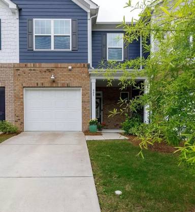 Main picture of 809 Gable Oak Ln