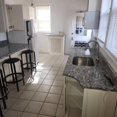 Main picture of 2401 Poplar Dr