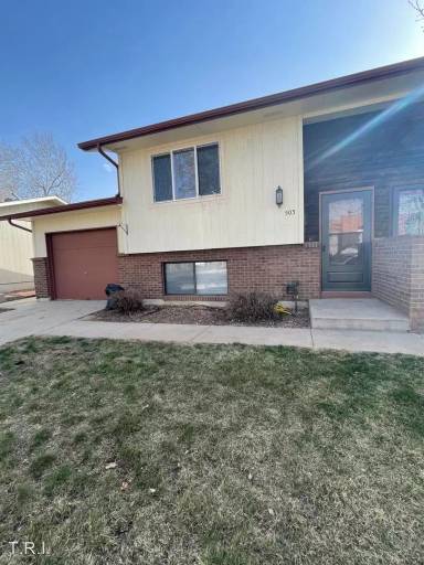 Main picture of 503 46th Ave