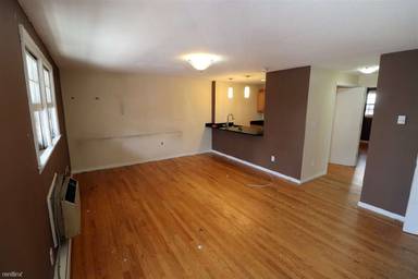 Main picture of 520 Main St