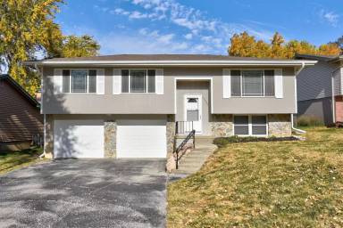Main picture of 15020 Westchester Cir