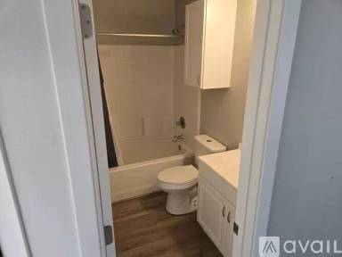 Main picture of 520 S Cedar Ave