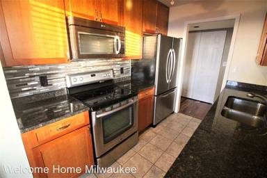 Main picture of 1707 N Prospect Ave
