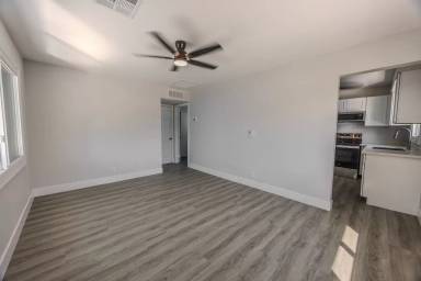 Main picture of 1008 S 3rd St