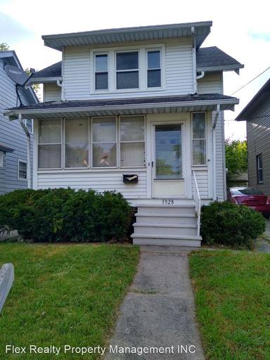 Main picture of 3502 Leybourn Ave