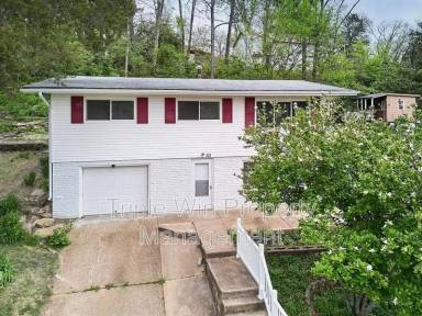 Main picture of 63 Patricia Pl Fenton, MO 63026
