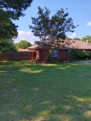 Main picture of 4362 Oak Hill Dr