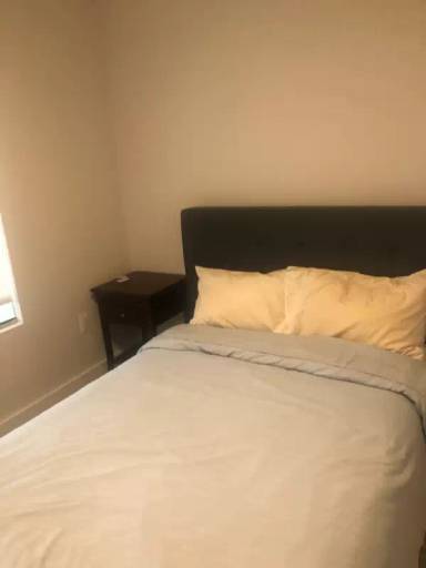 Main picture of 1411 Key Blvd