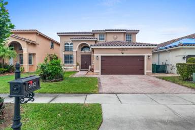 Main picture of 5312 SW 134th Ave