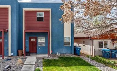 Main picture of 5803 Poplar St