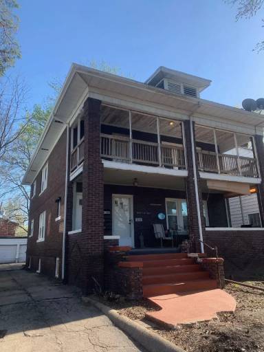 Main picture of 456 W Cook St