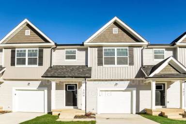 Main picture of 304 Beaumont Cir