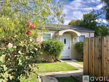 Main picture of 37774 Birch St