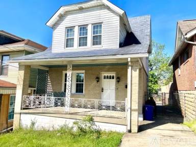 Main picture of 2438 Vodeli St