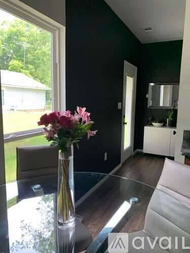 Main picture of 620 Railroad Ave