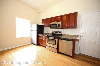 Main picture of 1519 North St