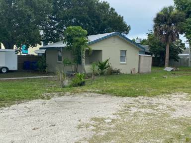 Main picture of 1120 7th Ct