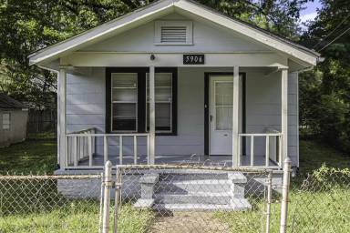 Main picture of 5906 5th St S
