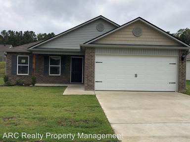Main picture of 319 Maggie Way