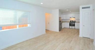 Main picture of 3318 E Presidio Rd