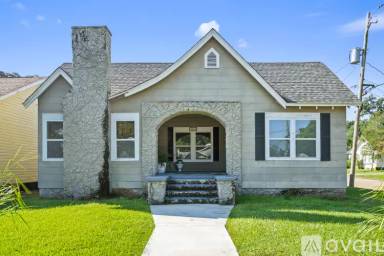 Main picture of 2161 Homewood St