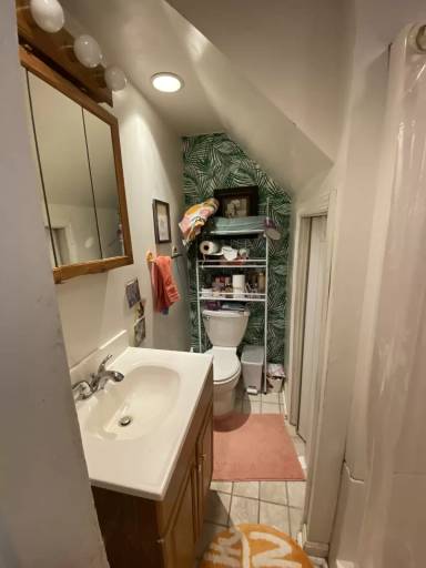 Main picture of 2415 Beechwood Blvd