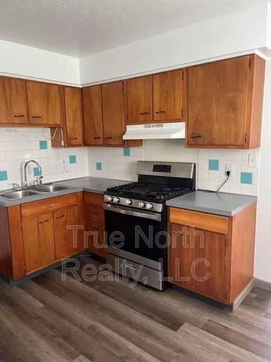 Main picture of 2920 Cleveland Ave