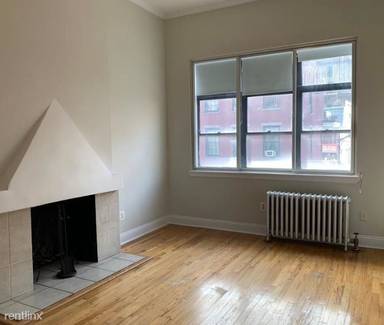 Main picture of 31 W 8th St