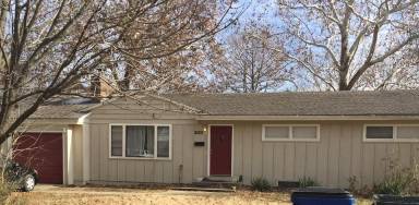 Main picture of 2002 Emerald Dr