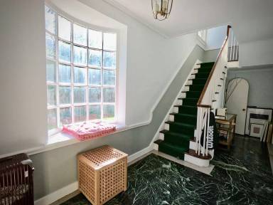 Main picture of 2 Schoolhouse Ln