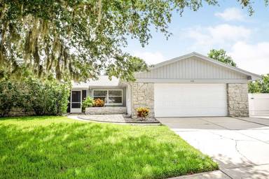 Main picture of 926 Chokecherry Ct
