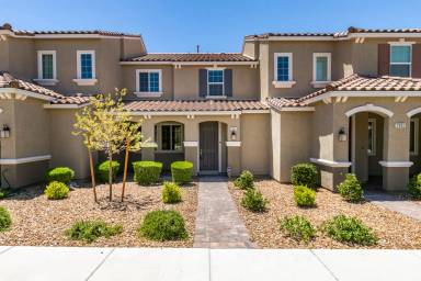 Main picture of 2604 Ercolano St