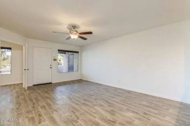 Main picture of 47th Place Condos