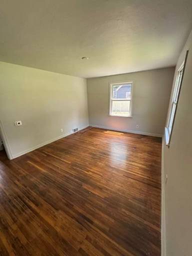 Main picture of 4615 Plaza Dr