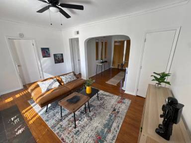 Main picture of 5305 Reiger Ave