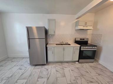 Main picture of 609 Fremont Ave