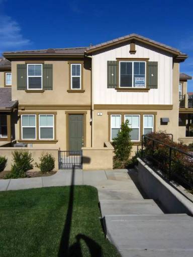 Main picture of 26049 Iris Ave