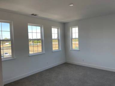 Main picture of 2807 Telegraph Blvd