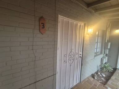 Main picture of 602 E San Juan Ave