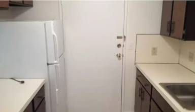 Main picture of 65 Elmwood Park