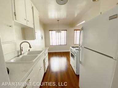 Main picture of 930 Everett St